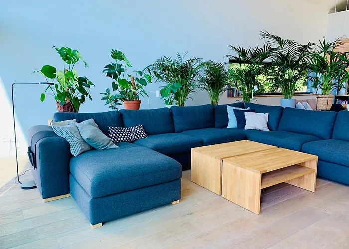 Karkonosze. Tuz Nad Ziemia. Villa Staniszow