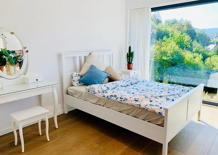 Villa Karkonosze. Tuz Nad Ziemia. Staniszow