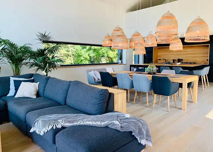 Villa Karkonosze. Tuz Nad Ziemia. Staniszow