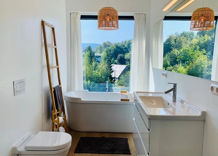 Karkonosze. Tuz Nad Ziemia. *